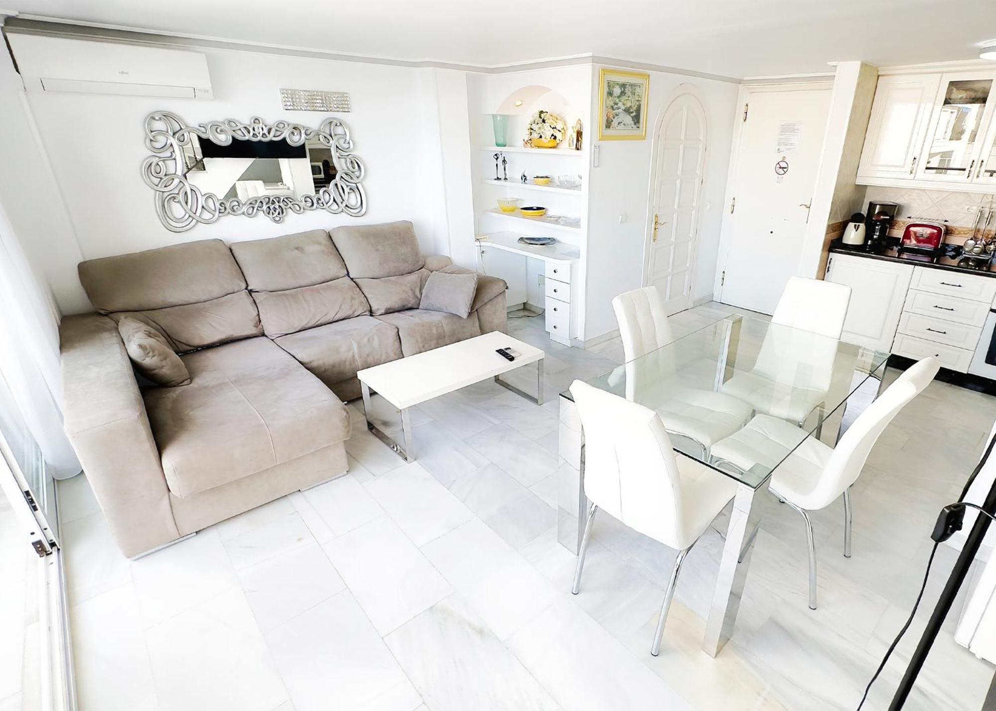 Skol 508 West Facing Duplex Apartment With Amazing Sea Views Марбеля Екстериор снимка